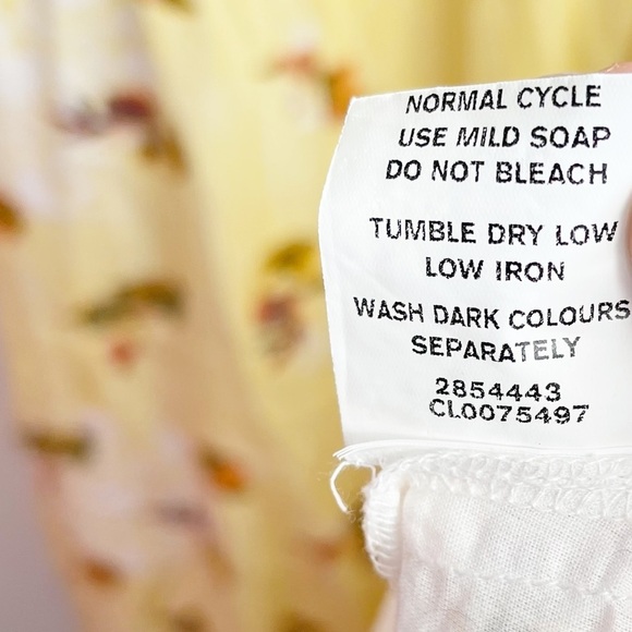 Eshakti Floral Print Pleat Waist Dress with Pockets - Picture 10 of 12